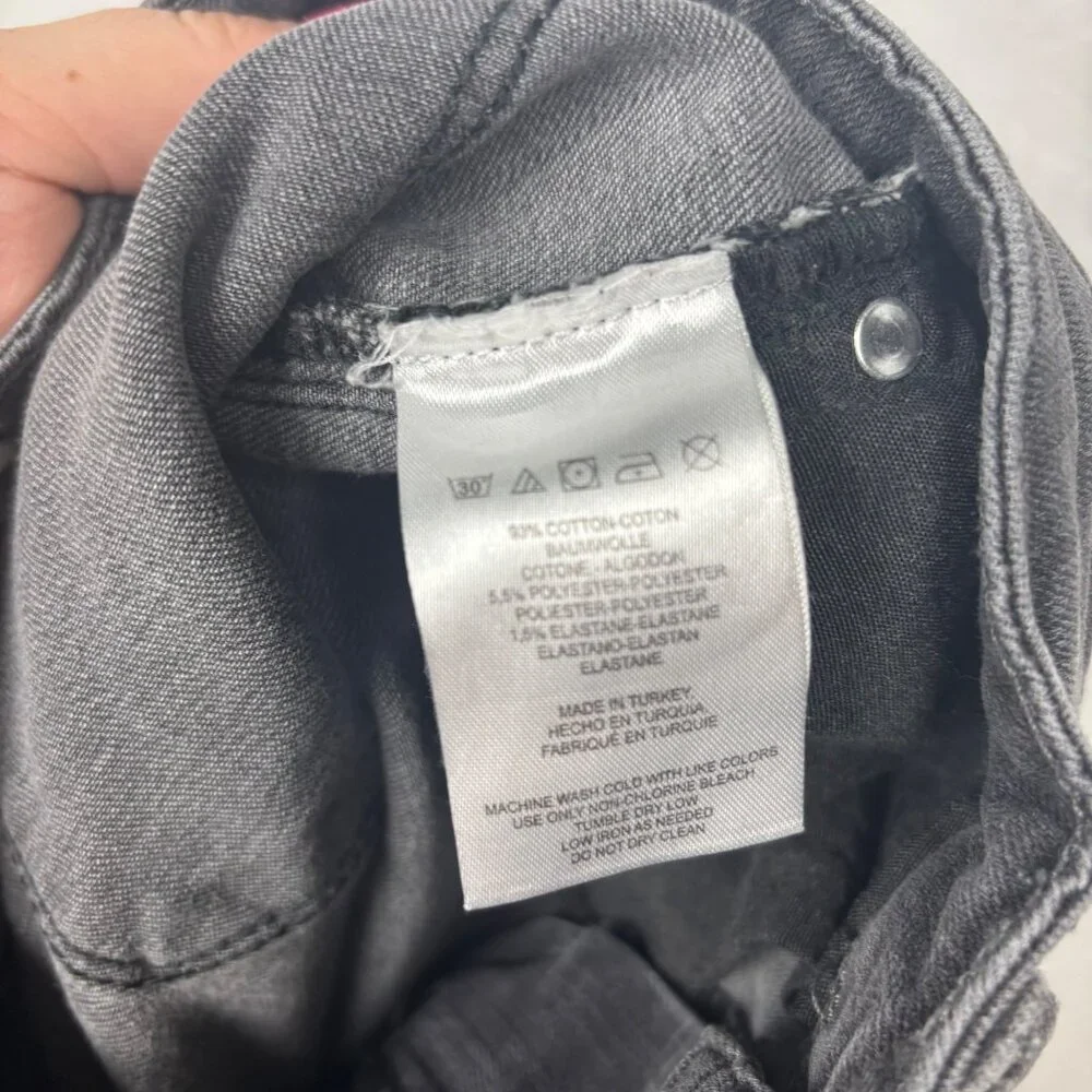 Free People 26 High-Rise Cropped Raw Hem Straight Leg Jeans Gray Black Wash - Picture 4 of 5